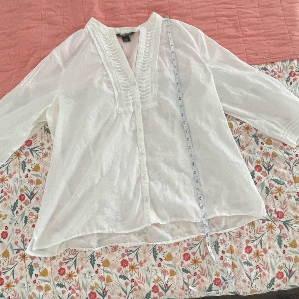 Lightweight Eddie Bauer blouse / coverup